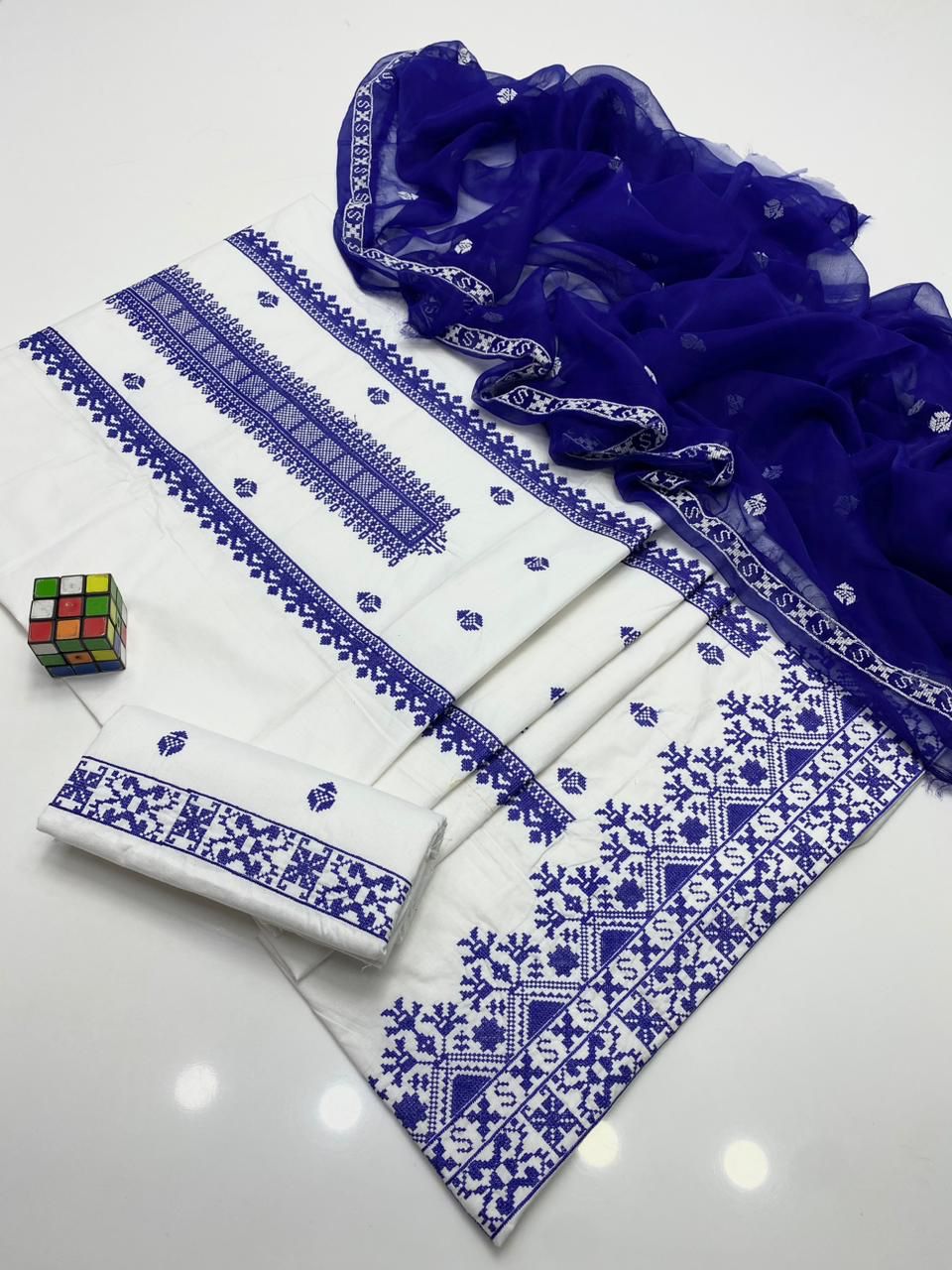 3 PC Unstitched Embroidered Lawn Collection