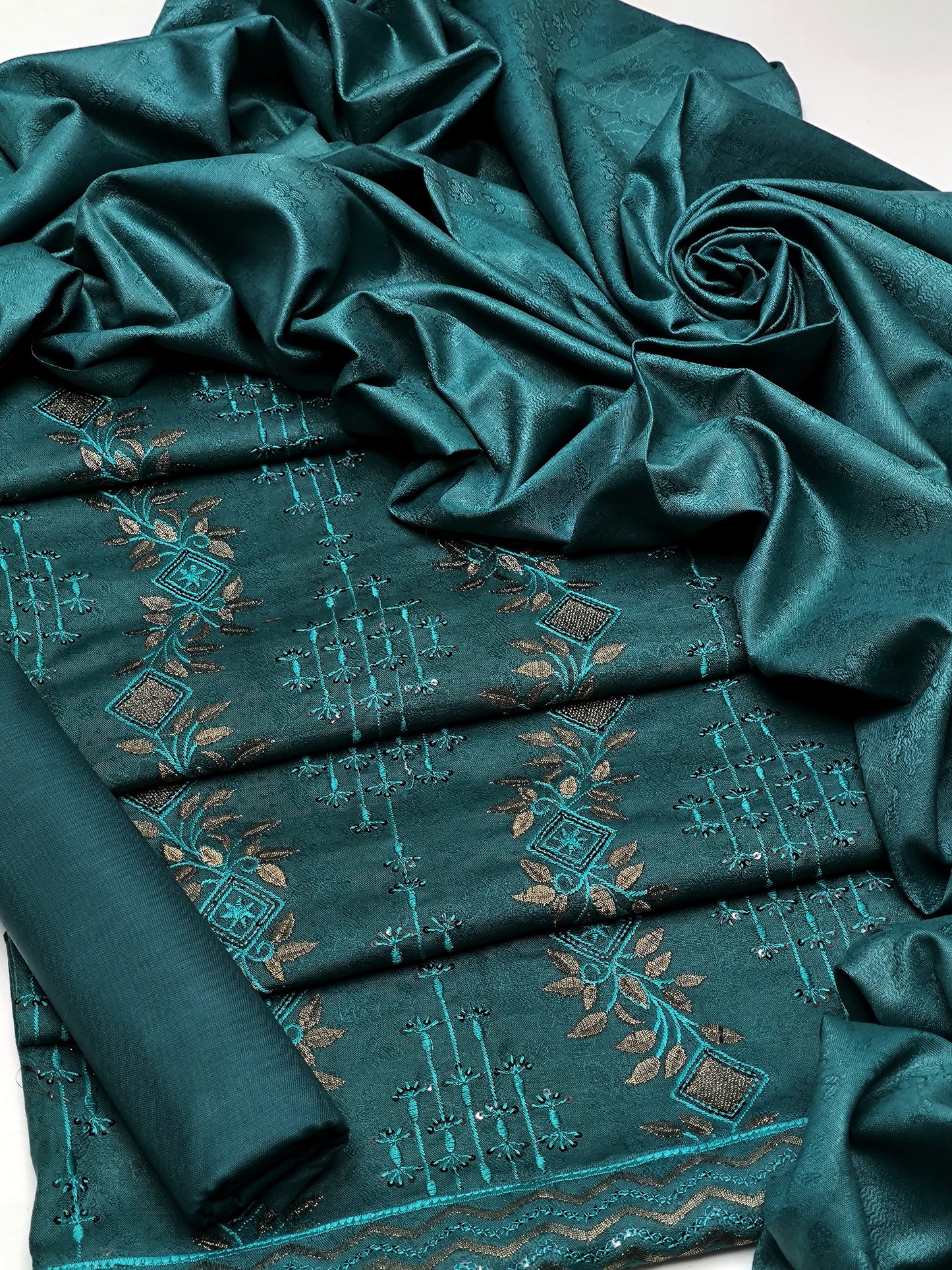3 PC Dhanak Jacquard Shirt, Shawl & Khaddar Trouser - fashionforcepk